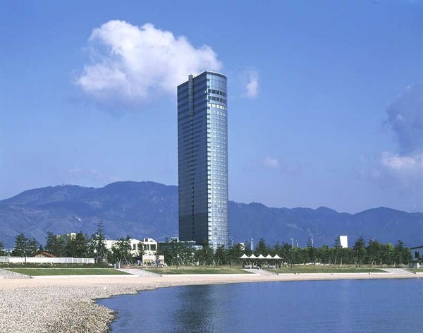 【福岡空港発】 <3泊共レイク&オーシャンビューホテルにご宿泊>海の美景と美食の旅~伊勢神宮・延暦寺・竹生島・竹島と春の三河湾2つの半島めぐり~(4日間)3
